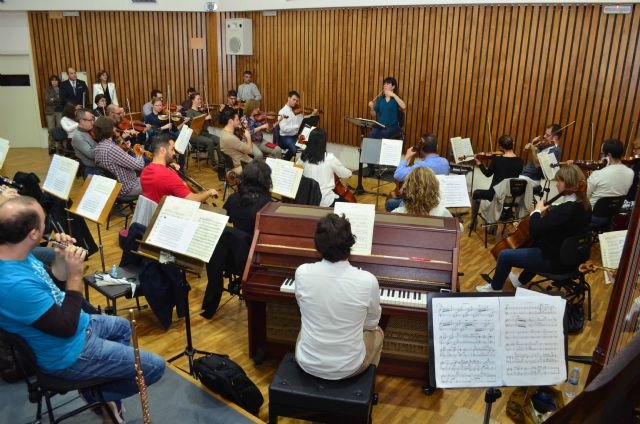 El Gobierno regional conmemora el primer aniversario de los atentados de París con un concierto de la Orquesta Sinfónica de la Región - 2, Foto 2