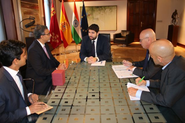 Fernando López Miras recibe en el Palacio de San Esteban al embajador de India en España - 2, Foto 2