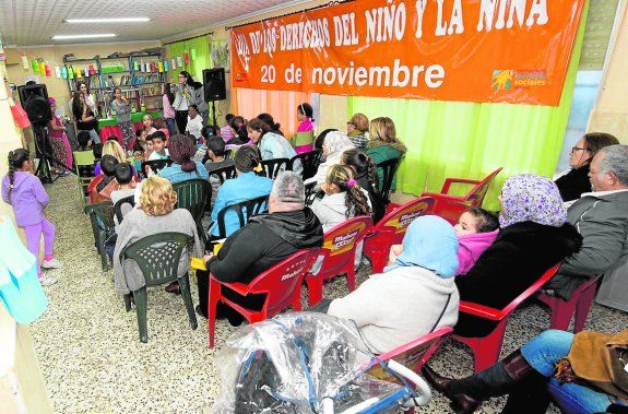 El poeta Luis Garcia Montero participa este sabado en dos actos del festival Deslinde - 1, Foto 1