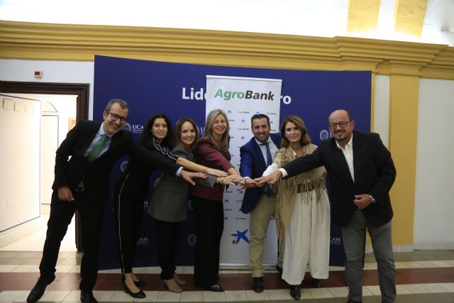 CaixaBank se adhiere a la Cátedra de Economía Circular y RSC de la UCAM para promover la sostenibilidad en las empresas del sector agroalimentario - 1, Foto 1