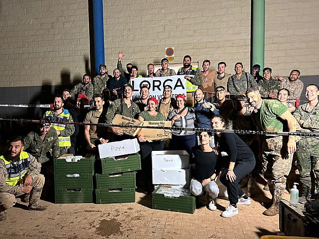 Comida caliente desde Lorca para voluntarios y afectados por la DANA - 1, Foto 1