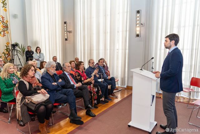 Este lunes se falla el Premio Internacional de Poesía Antonio Oliver Belmás - 1, Foto 1