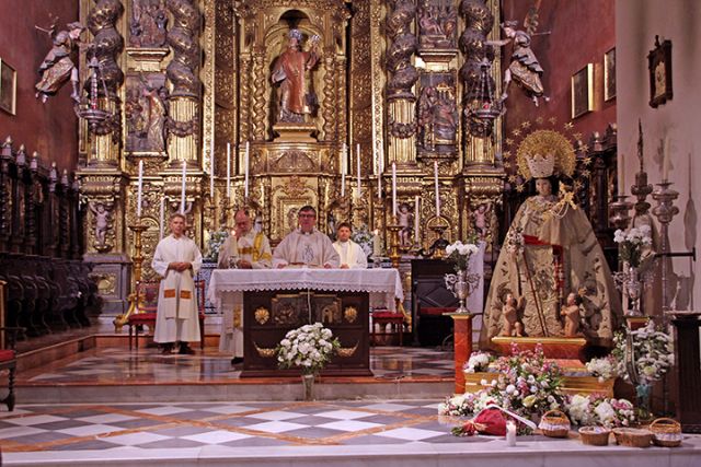 Virgen de los Desamparados: Rosario y misa en Sevilla en homenaje a Valencia - 1, Foto 1