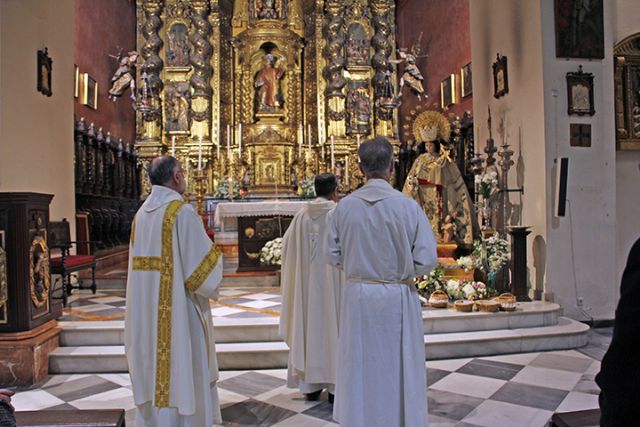 Virgen de los Desamparados: Rosario y misa en Sevilla en homenaje a Valencia - 3, Foto 3