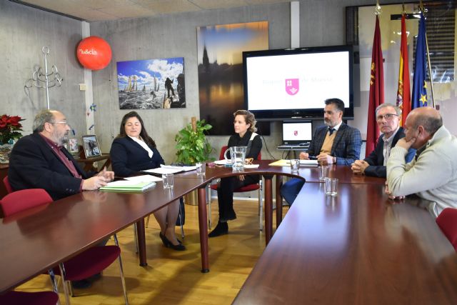 La consejera de Educación se reúne con la presidenta de la Federación de Bandas de la Región - 1, Foto 1