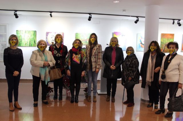 Los alumnos del taller Pint Art muestran sus trabajos en la exposición Emoción-Arte - 2, Foto 2