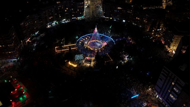 Extraordinaria repercusión del encendido del Gran Árbol de Navidad por parte de Carlos Alcaraz - 1, Foto 1