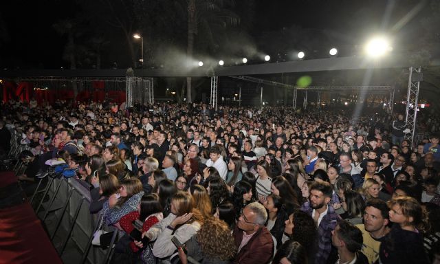 Extraordinaria repercusión del encendido del Gran Árbol de Navidad por parte de Carlos Alcaraz - 3, Foto 3