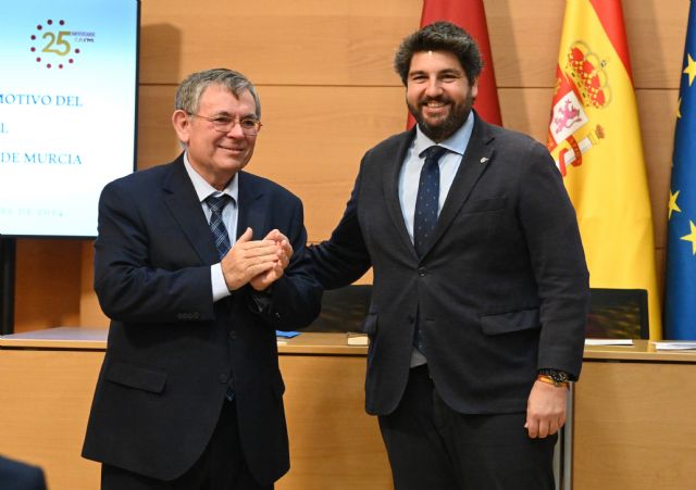 López Miras destaca los 25 años de compromiso con la educación de calidad del Consejo Escolar de la Región - 1, Foto 1