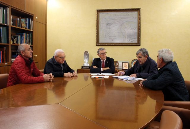 El presidente de la CHS se reúne con la Asociación de Regantes de Valdelentisco - 1, Foto 1