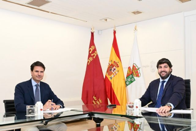 El alcalde, José Ángel Alfonso, y el presidente regional, Fernando López Miras, avanzan en los retos de futuro más importantes para Molina de Segura: tercer centro de salud, nuevo centro de día de personas mayores y depuradora - 1, Foto 1