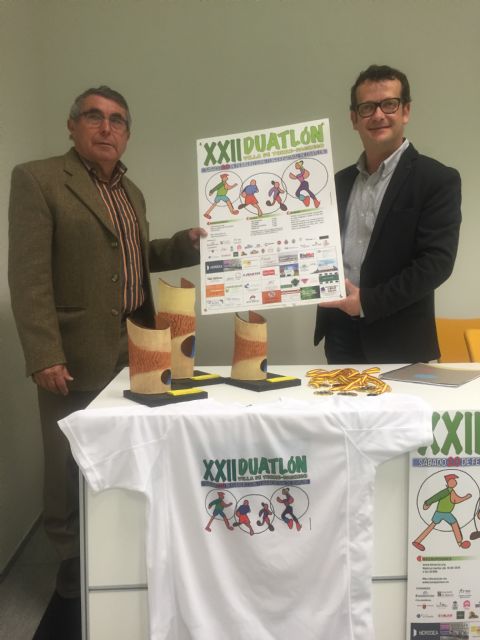 El Concejal de Deportes y el Presidente de la Federación de Triatlón presentan el XXII Duatlón Villa de Torre-Pacheco 2016 - 3, Foto 3