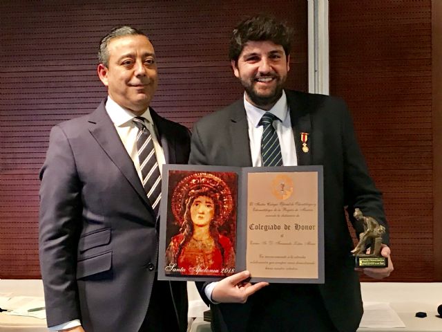 Fernando López Miras asiste a la cena del Colegio Oficial de Dentistas de la Región con motivo la festividad de su patrona - 2, Foto 2