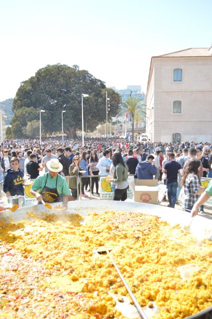 Multitudinario fin de Fiestas de San José en la UPCT - 1, Foto 1