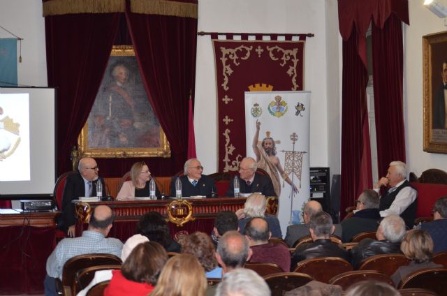 Anécdotas y recuerdos de los 75 años del Jesús Resucitado en una mesa redonda - 2, Foto 2