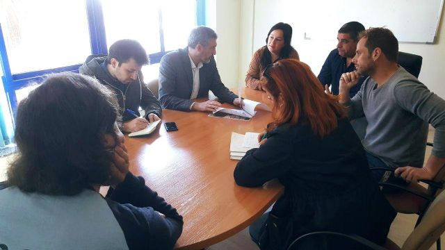 Urralburu: La ley que regula las licencias VTC no se cumple en la Región - 1, Foto 1