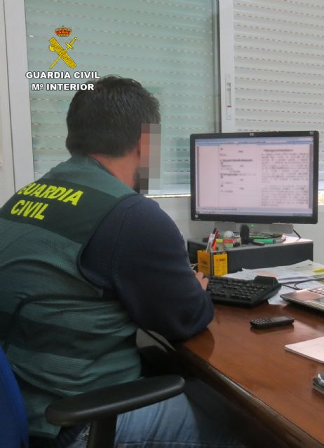 La Guardia Civil esclarece alrededor de una treintena de estafas con seguros de vehículos - 3, Foto 3