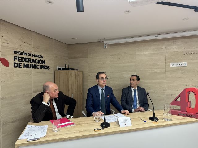 El TSJ reúne a lo a representantes y técnicos de la administración regional y local para concienciar sobre la prestación en beneficio a la comunidad - 4, Foto 4