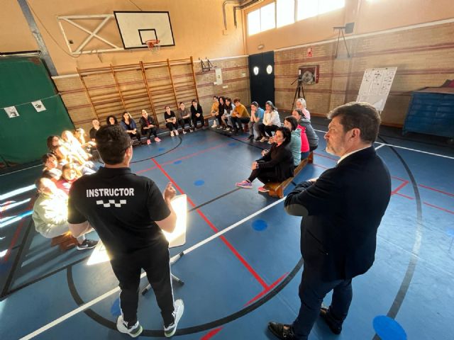 Los talleres de autodefensa para mujeres de la Policía Local de Murcia finalizan con éxito absoluto - 1, Foto 1