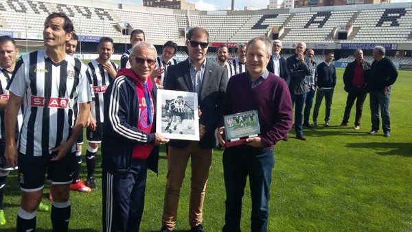 MC disfruta, junto a la afición, del éxito del Cartagena Fútbol Sala - 3, Foto 3