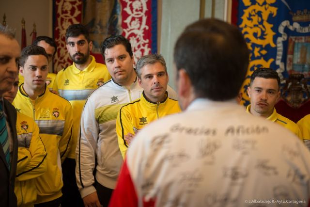 El alcalde se compromete a acelerar la apertura del Palacio de Deportes por el ascenso del Plásticos Romero - 4, Foto 4