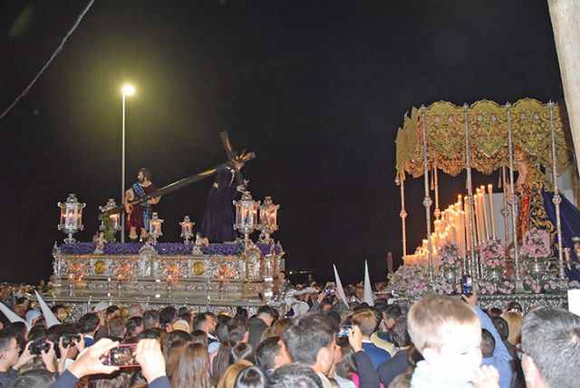 Jesús Nazareno y su madre de la Esperanza iluminaron las calles Ilipense de Alcalá del Rio - 3, Foto 3