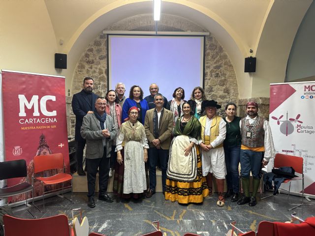 MC divulga una charla sobre la indumentaria tradicional del Campo de Cartagena ante las próximas Cruces de Mayo - 1, Foto 1