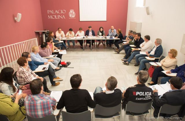 Dos comisiones de trabajo analizarán separadamente las medidas de prevención y las de actuación urgente en la Mesa del Pacto por la Noche - 2, Foto 2