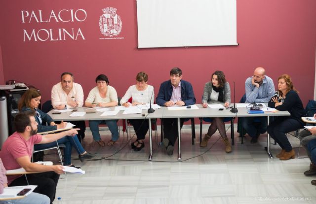 Dos comisiones de trabajo analizarán separadamente las medidas de prevención y las de actuación urgente en la Mesa del Pacto por la Noche - 3, Foto 3