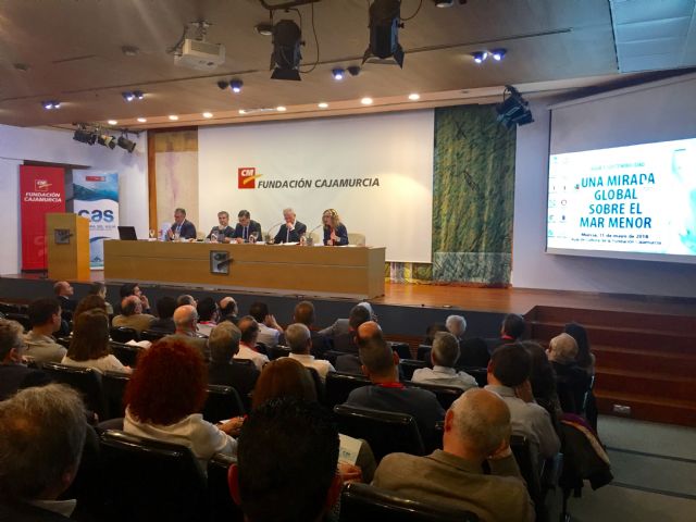 Derivaciones de ramblas y cauces del entorno evitarán la llegada de aguas pluviales al Mar Menor - 1, Foto 1