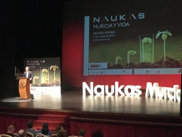 Celdrán destaca la necesidad de despertar vocaciones científicas y técnicas en la apertura de Naukas - 1, Foto 1