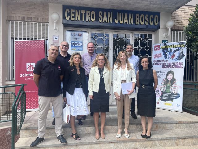 La directora del SEF visita el centro de Formación Profesional de los Salesianos de Cartagena - 1, Foto 1