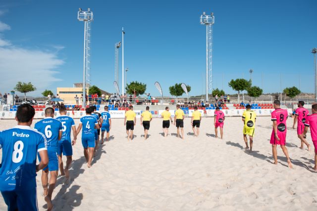 La liga nacional de ftbol playa estrena las nuevas instalaciones del complejo deportivo, Foto 1