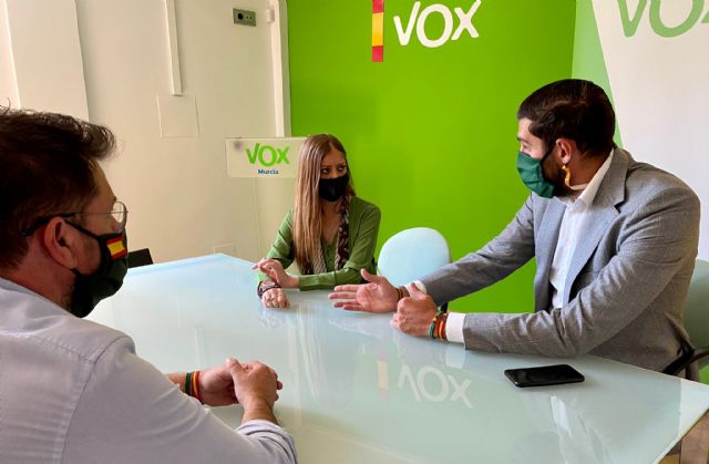 VOX Murcia muestra su apoyo a la familia de Juan de la Cierva - 2, Foto 2