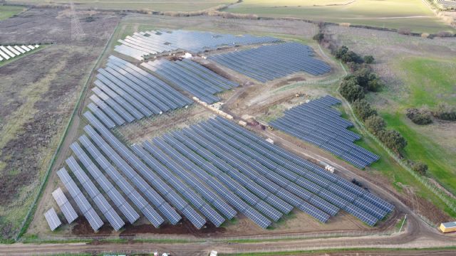 Iberdrola pone en marcha su primera planta fotovoltaica en Italia - 1, Foto 1