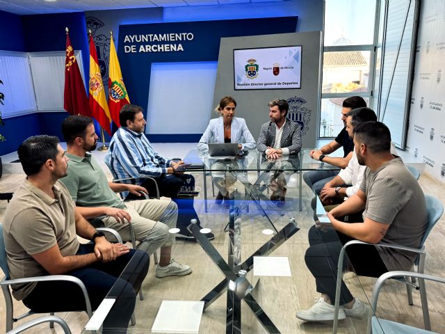 Patricia Fernández se reúne con el director general de Deportes para planificar la próxima temporada con motivo del ascenso del equipo de Baloncesto a LEB Plata - 3, Foto 3