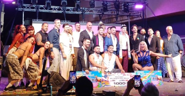 Chema Aragonés conquista el Mr Orgullo del Mar Menor 2026 en una multitudinaria gala marcada por la inclusión y la emoción Chema Aragonés conquista el Mr Orgullo del Mar Menor 2026 en una multitudinaria gala marcada por la inclusión y la emoción