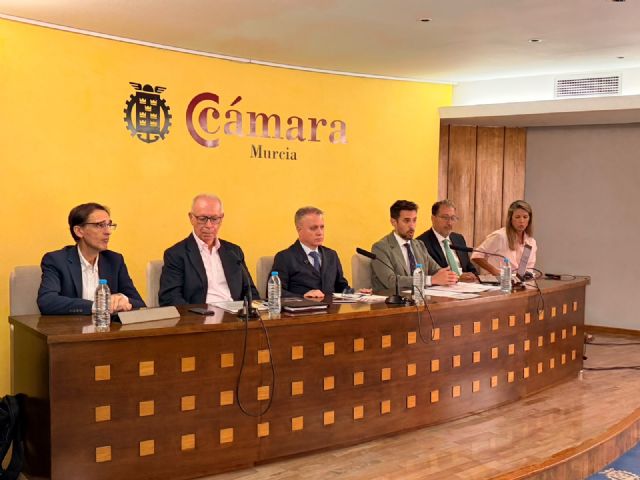 El Gobierno regional reunirá a los técnicos municipales para acelerar la implantación de las medidas del Decreto-Ley de Vivienda Asequible El Gobierno regional reunirá a los técnicos municipales para acelerar la implantación de las medidas del Decreto-Ley de Vivienda Asequible