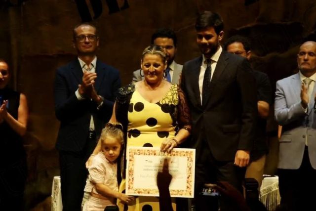 El Ayuntamiento entrega el premio de Cartageneras a la sevillana Anabel de Vico en el Festival Internacional del Cante de las Minas de La Unión - 1, Foto 1