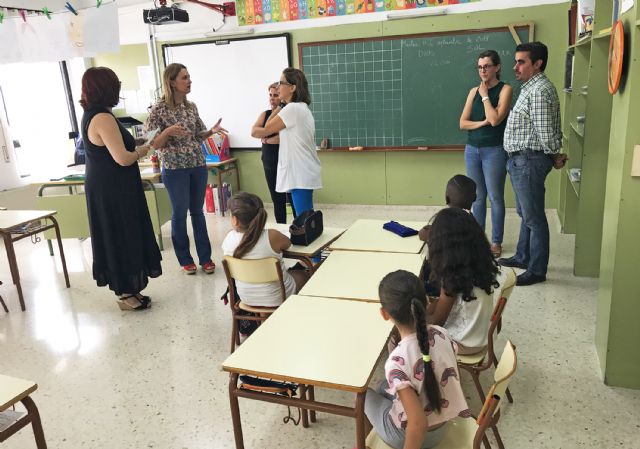 Cerca de 2.200 alumnos torreños se reencuentran con las aulas en el inicio del curso 2018-19 - 3, Foto 3