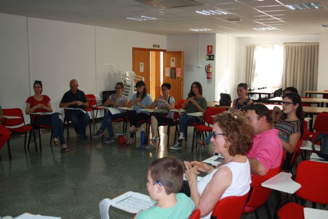 Comienza la formación en lengua de signos en Moratalla - 2, Foto 2