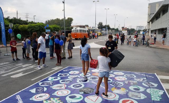 Autobuses LAT reúne a empleados y familiares en su II jornada de seguridad vial - 2, Foto 2