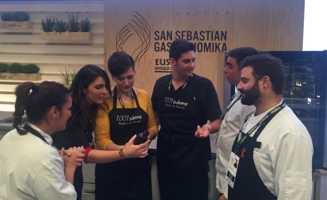 Jóvenes talentos de la Región asisten al Congreso San Sebastián Gastronomika para formarse junto a los mejores chefs del país - 1, Foto 1