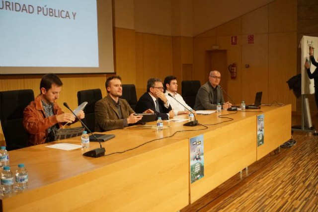 El centro universitario ISEN organiza el I Congreso Internacional de Criminología y Seguridad - 2, Foto 2