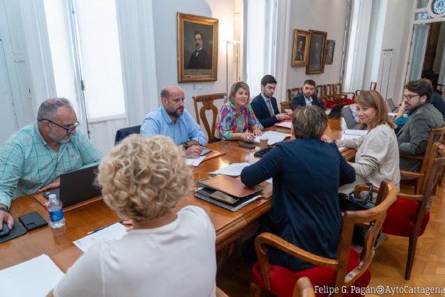 Nuevo impulso al centro multiuosos de La Manga y al de formación ocupacional de Los Camachos - 1, Foto 1