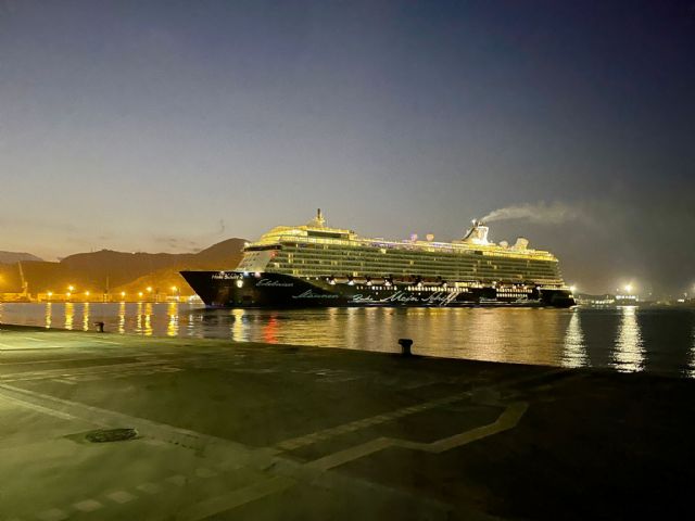 El crucero Mein Schiff 4 realiza su primera escala en Cartagena con más de 2.500 pasajeros - 2, Foto 2