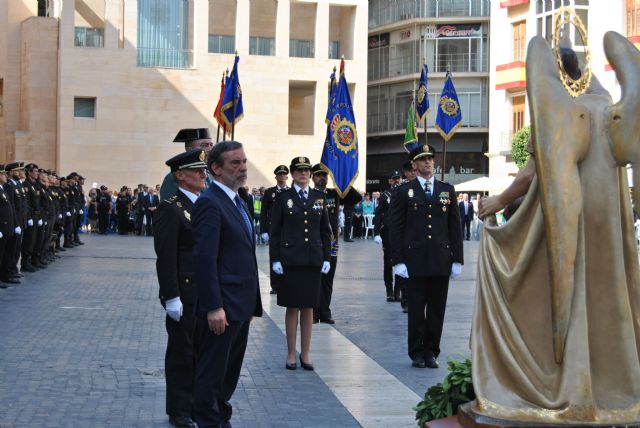 Cumplir 200 años está al alcance de muy pocas instituciones, destaca el delegado del Gobierno en la celebración del patrón de la Policía Nacional - 4, Foto 4