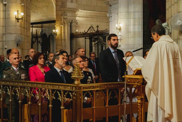 José Ángel participa en los actos celebrados con ocasión del patrón de la Policía Nacional - 3, Foto 3