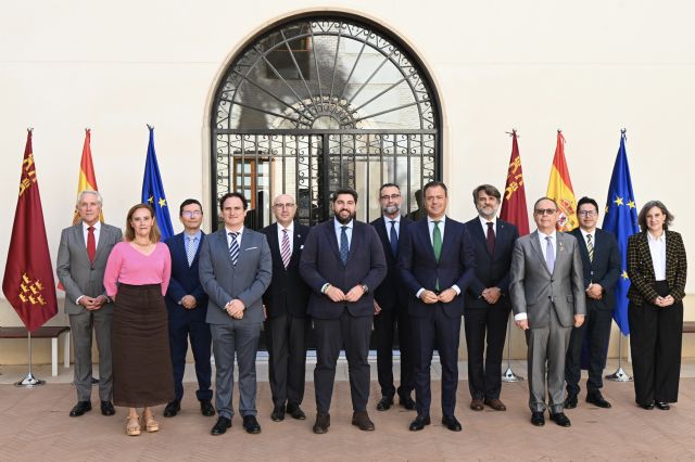 Alianza del Gobierno regional y el Cuerpo Consular para impulsar la proyección de la Comunidad en Europa y América Latina - 1, Foto 1