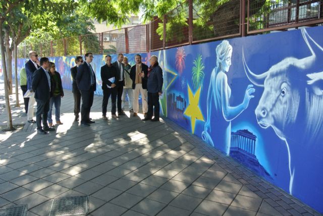 La Oficina Municipal del Grafiti dedica el mural de noviembre al 30 aniversario de la adhesión de España a la Unión Europea - 2, Foto 2